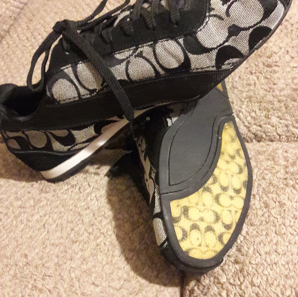 Coach Black/Grey Classy Sneakers 9.5 - Picture 7 of 9